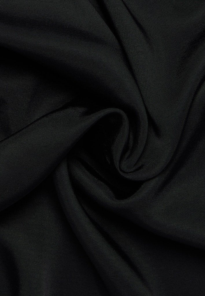 36_schwarz