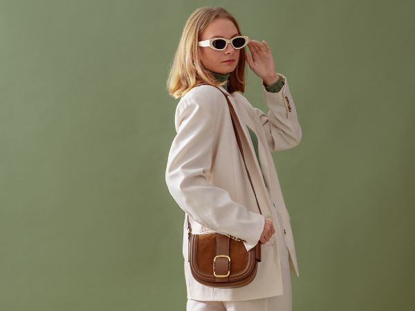 Unser Tipp: Integriere die Farbe Beige in Dein Outfit
