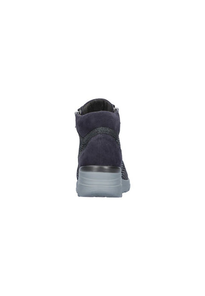 6_mittel_blau