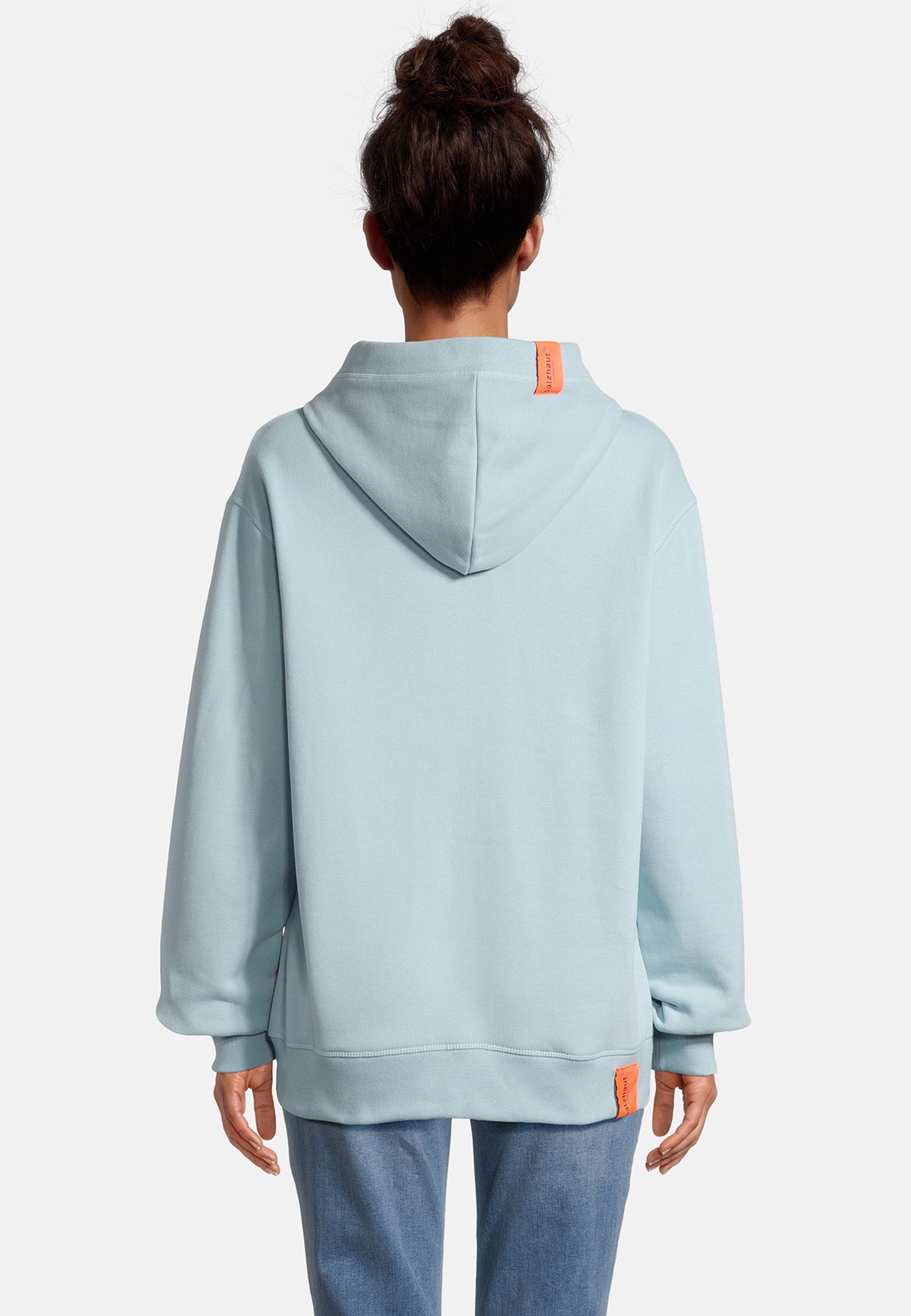 L_hellblau