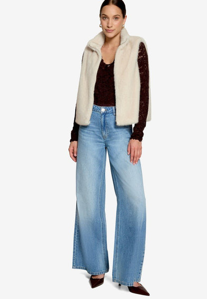 38_beige