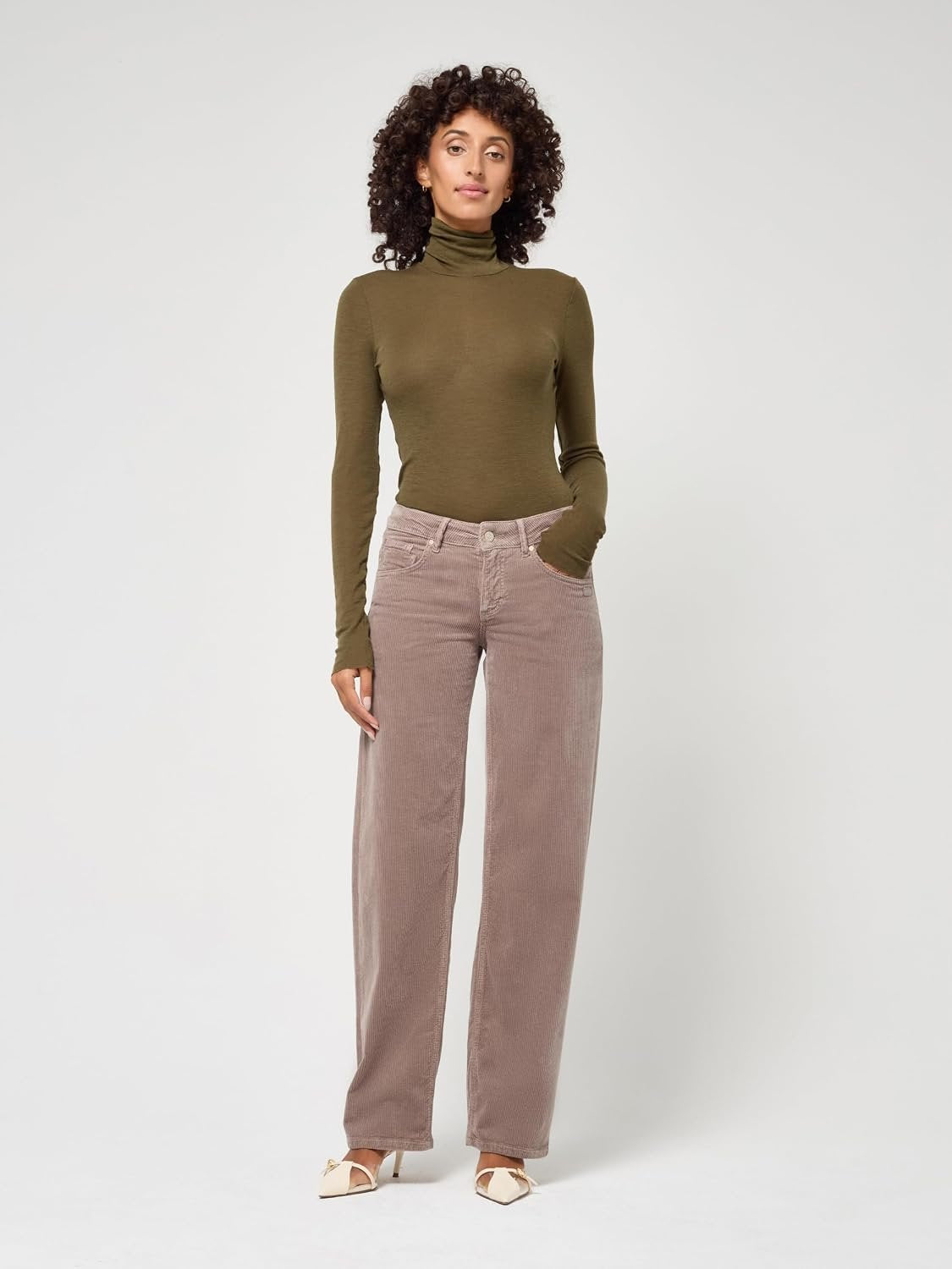 25_taupe