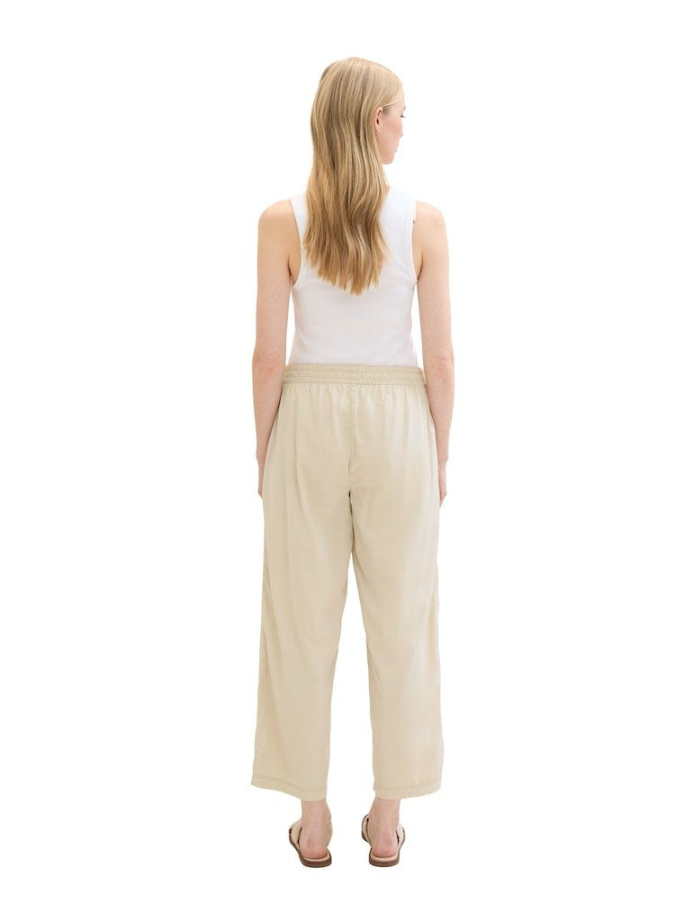 38/28_beige