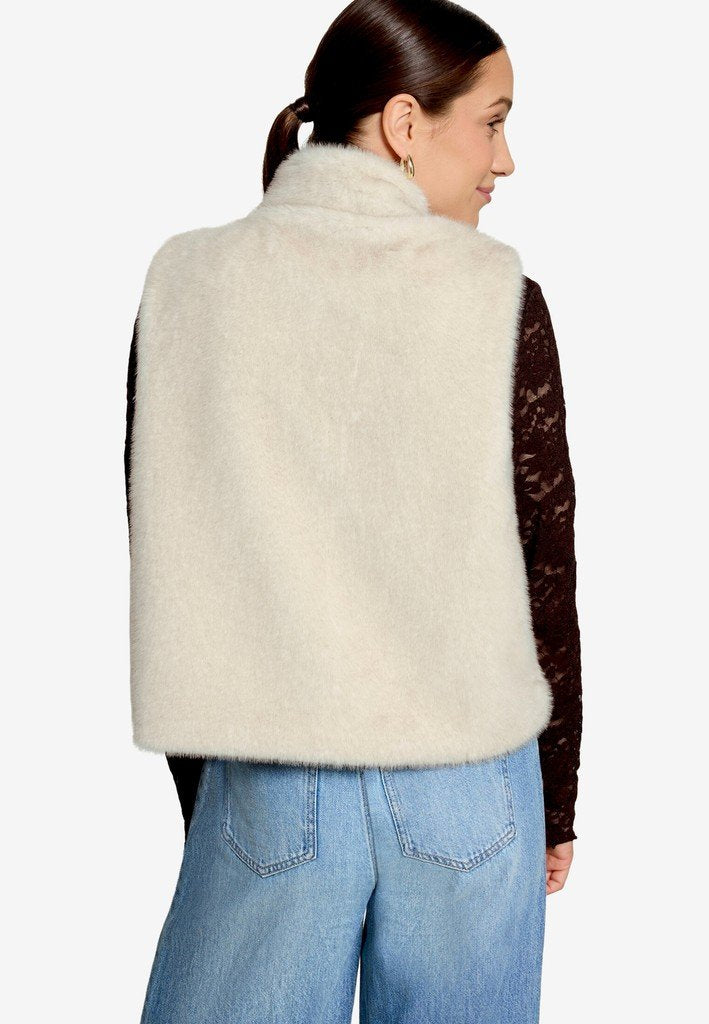 38_beige
