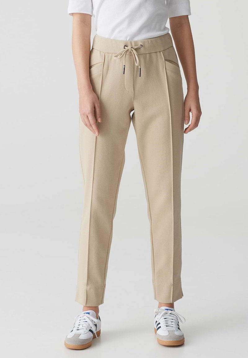 40_beige