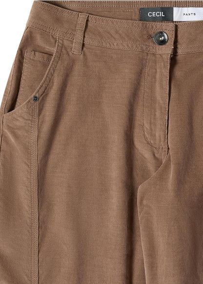 28/28_taupe