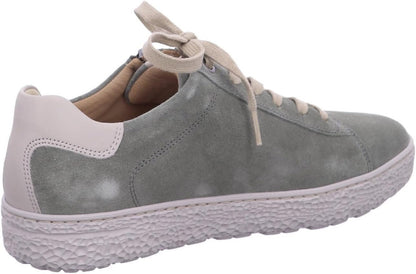 4,5