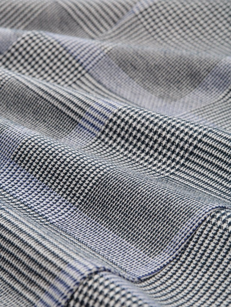 XS