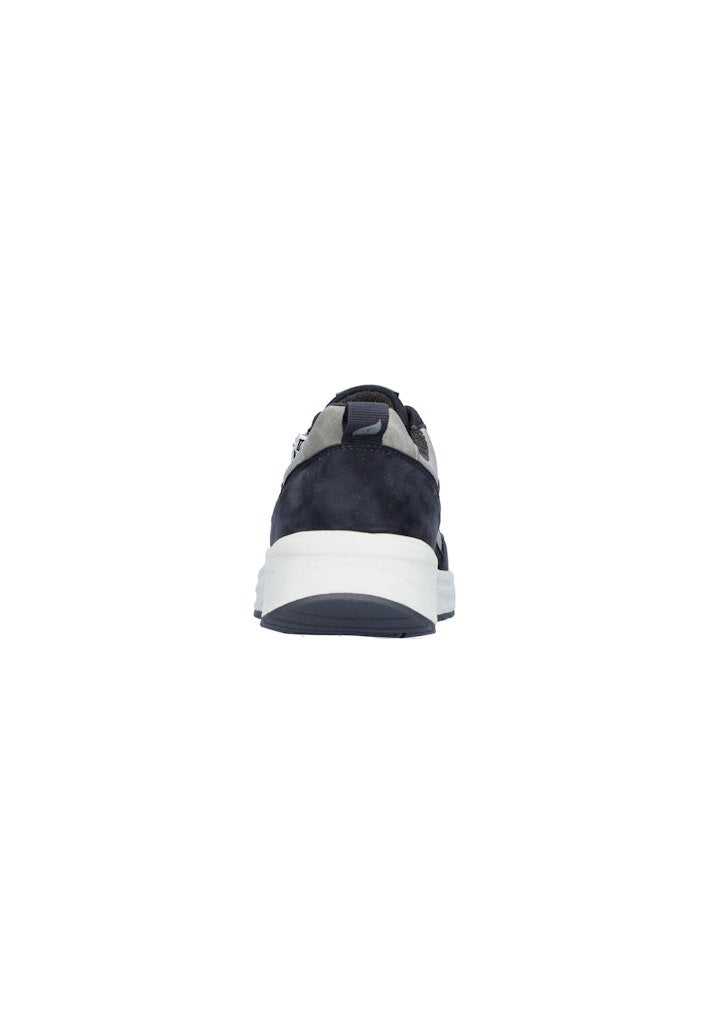 8_schwarz